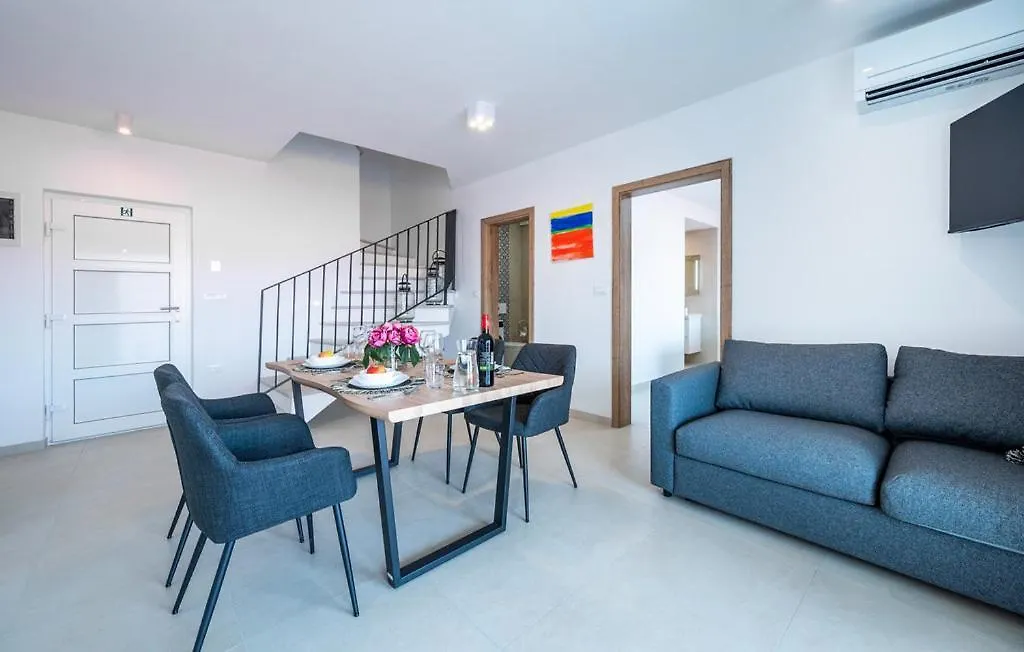 Apartments Villa Leonard - Modern Stay With Private Rooftop Jacuzzi & Sea Views, Barbariga, Vodnjan, Istria, Croatia Croatia