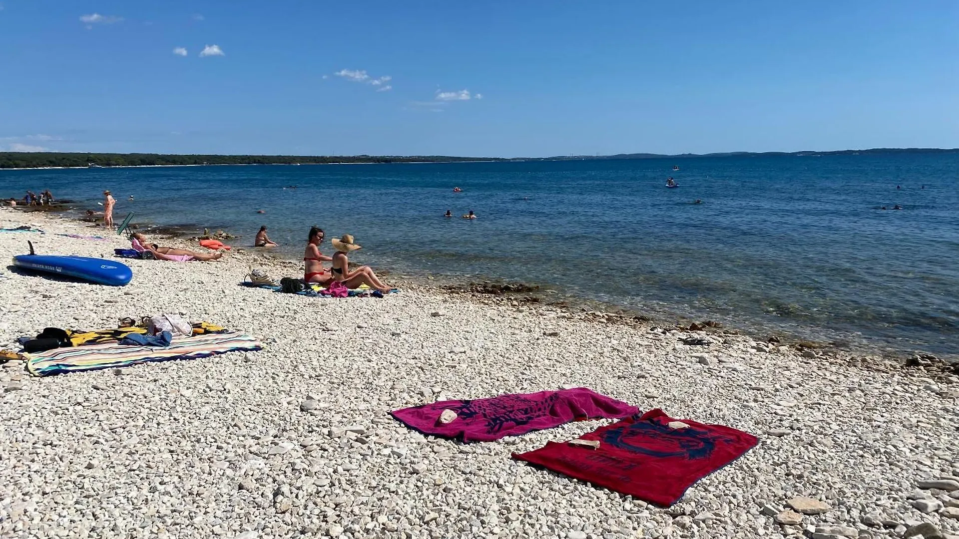 Apartments Villa Leonard - Modern Stay With Private Rooftop Jacuzzi & Sea Views, Barbariga, Vodnjan, Istria, Croatia 0*, Barbariga Chorwacja